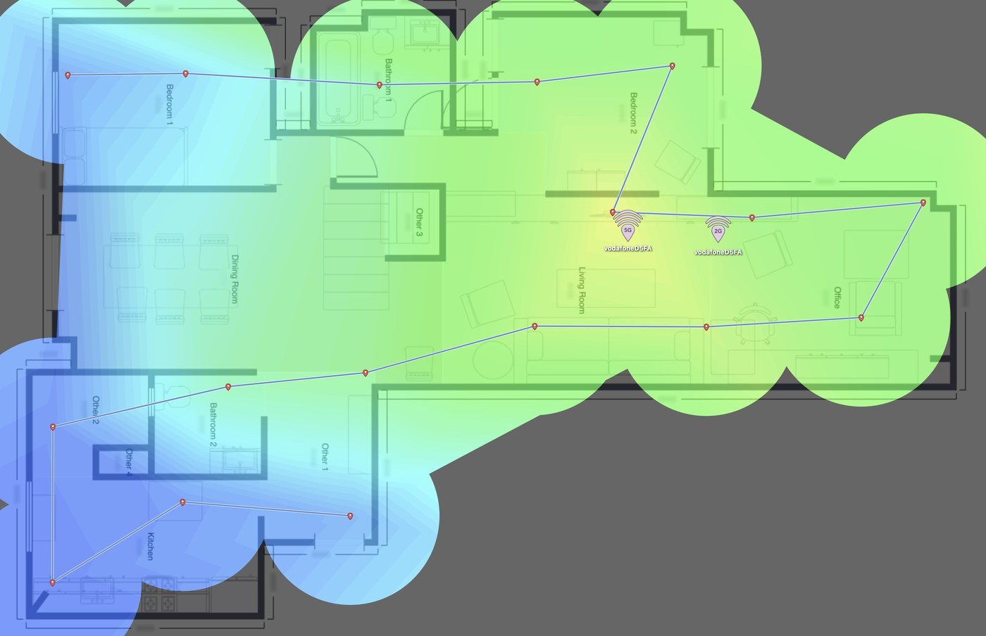 Mapa de calor de la señal wifi sobre el plano de una vivienda, medido con NetSpot